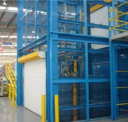 Effective Cargo Transfer 5m Hydraulic Guide Rail Elevator with 2000Kg Loading Capacity